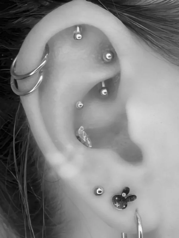 Conch Helix Rook Piercing Tempel München
