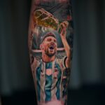 Realistisches Tattoo Ova