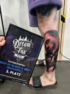 Milan Kolonics Tattoo